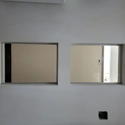 Edge Smooth X Ray Lead Glass Radiation Screening Up To 150kv Absorption >99.9%