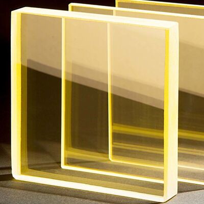Voltage 250VAC Radiation Shield Lead Glass With Protective Grade Equal To 2mm To 5mm Lead Transparent Or Pale Green Hue Perfect For Radiology Rooms