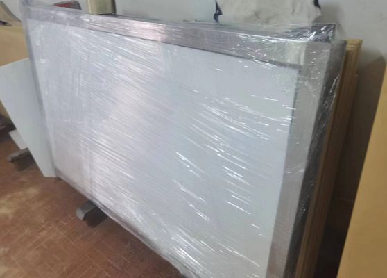 अनुकूलन योग्य विकिरण सुरक्षा लीड ग्लास 2.6mmPb लीड समकक्ष और एक्स-रे शील्डिंग के लिए 85% ~ 95% उच्च प्रकाश पारगम्यता के साथ